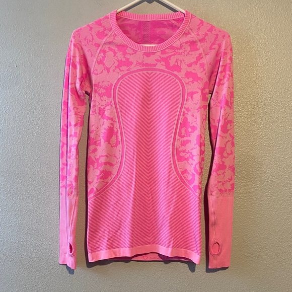 Lululemon Swiftly Tech Long Sleeve Crew - Picture 2 of 4